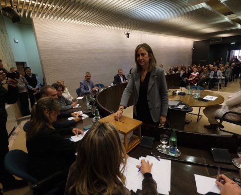 PLE INVESTIDURA CRISTINA ALARCÓN ALCALDESSA (3)