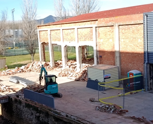 NAUS GUIXERES ENDERROC (2)
