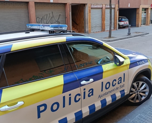 ACTUACIÓ POLICIAL SALT MOSSOS POLICIA LOCAL (1)