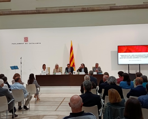 PARLAMENT PRESENTACIÓ LLIBRE SUNYER (4)