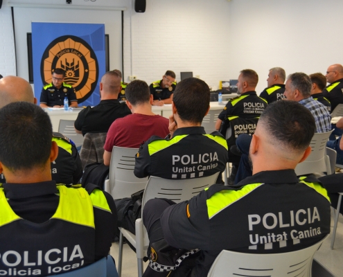 JORNADA PATRULLES CANINES SALT (2)